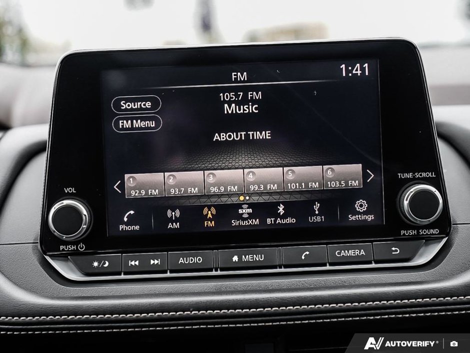 2023 Nissan Rogue SV AWD // MOONROOF-13