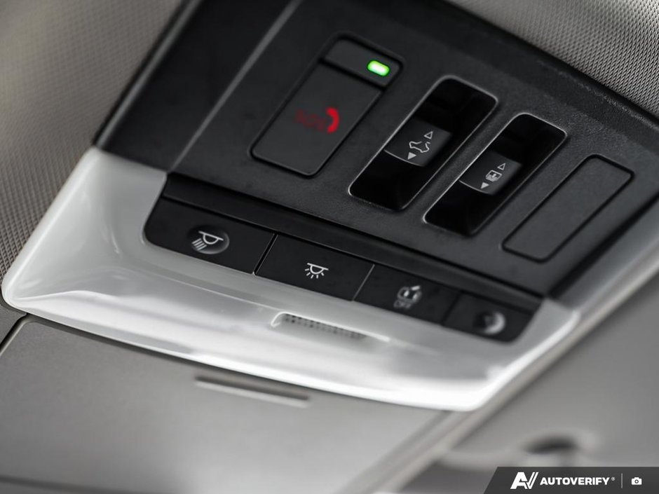 2023 Nissan Rogue SV AWD // MOONROOF-14