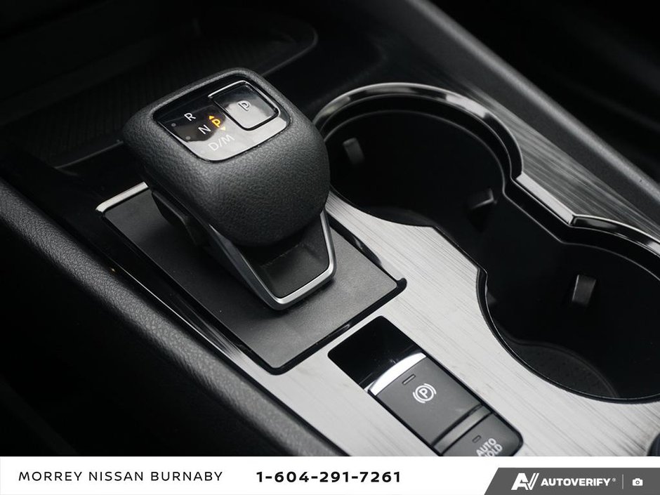 2023 Nissan Rogue SV AWD // SUNROOF-23