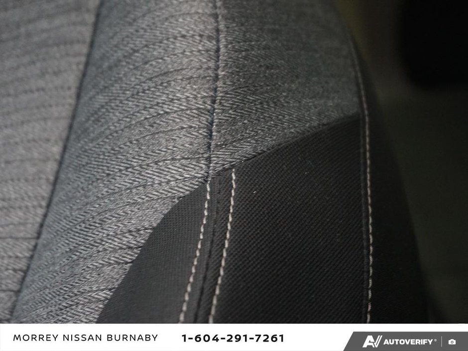 2023 Nissan Rogue SV AWD // SUNROOF-26