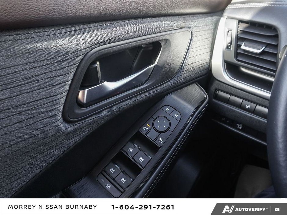 2023 Nissan Rogue SV AWD // 2.99% FINANCING!-21