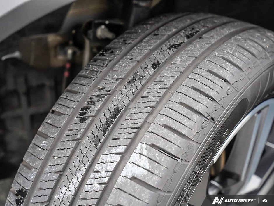 2023 Nissan Rogue SL // 2.99% FINANCING-21