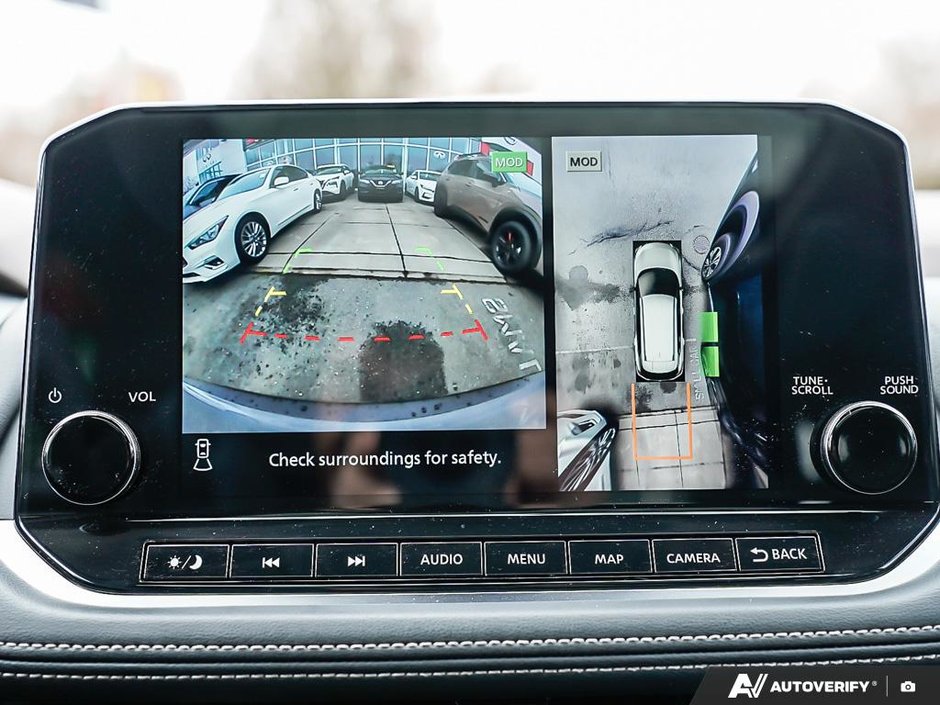 2023 Nissan Rogue PLATINUM // 2.99% FINANCING-19