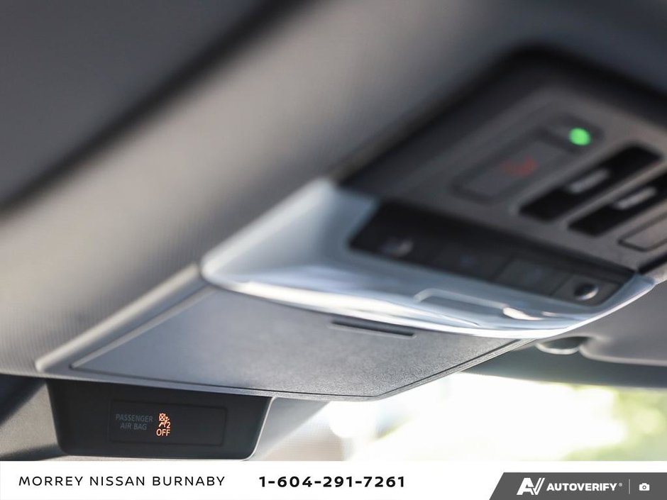 2023 Nissan Rogue SL AWD // NO ACCIDENTS-22