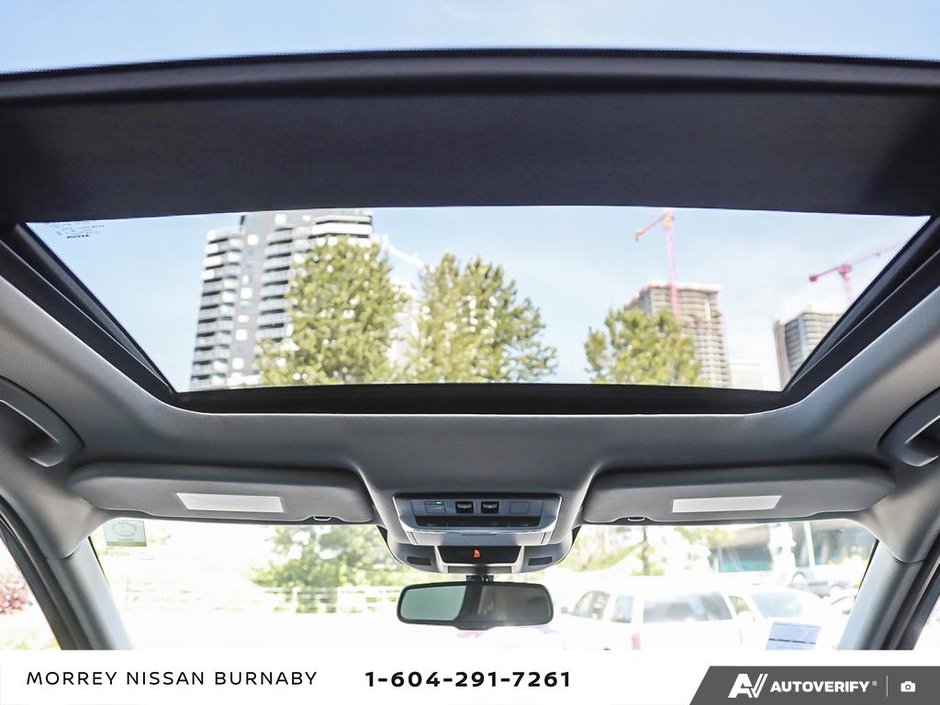 2023 Nissan Rogue SL AWD // NO ACCIDENTS-25