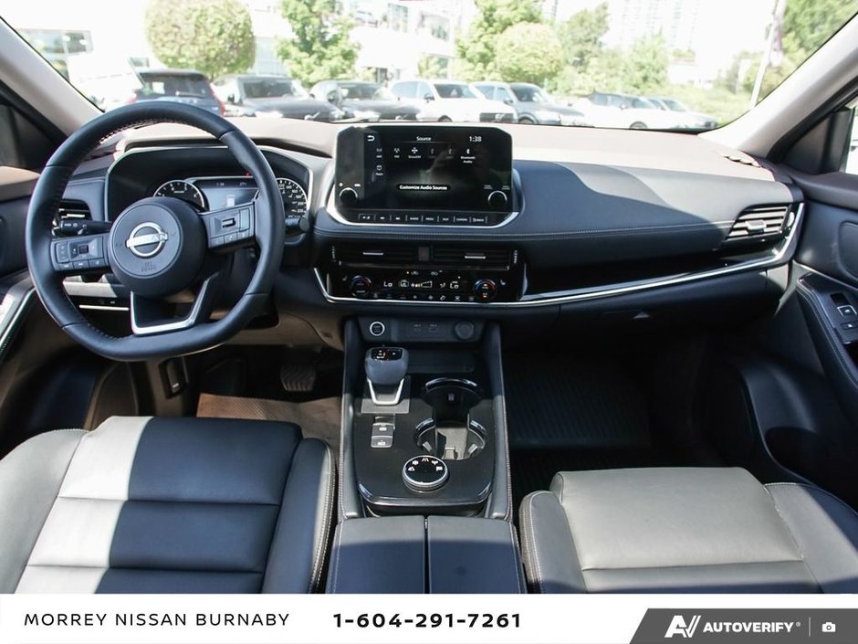 2023 Nissan Rogue SL // 2.99% FINANCING-15