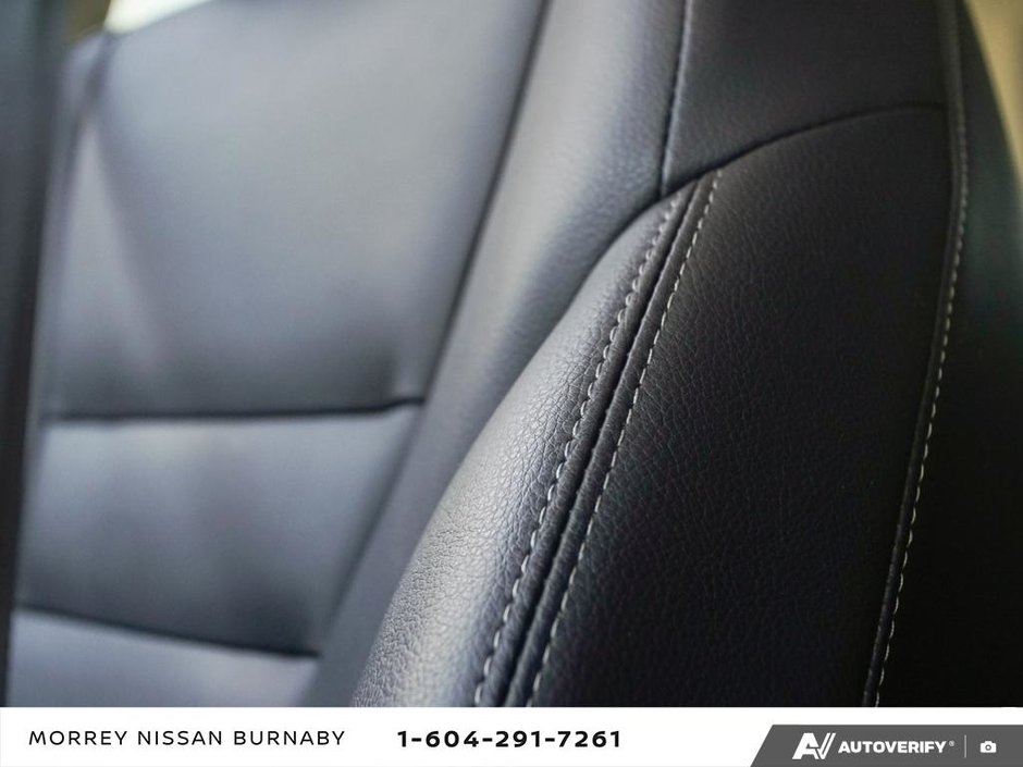 2023 Nissan Rogue SL // 2.99% FINANCING-26