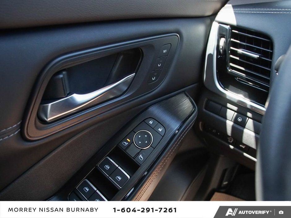 2023 Nissan Rogue SL // 2.99% FINANCING-21