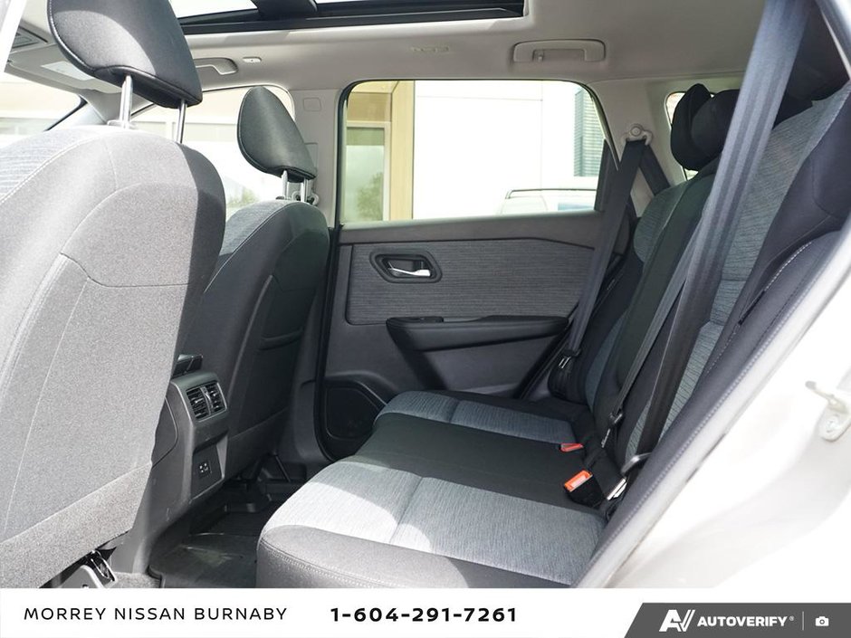 2023 Nissan Rogue SV SUNROOF // NO ACCIDENTS-13