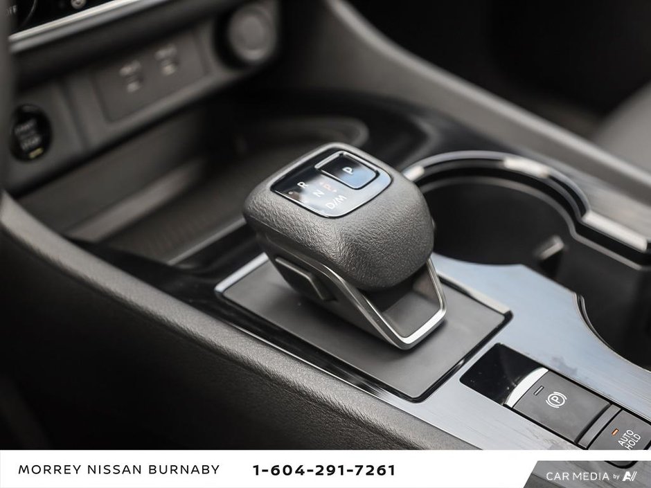 2024 Nissan Rogue SV MOONROOF-19