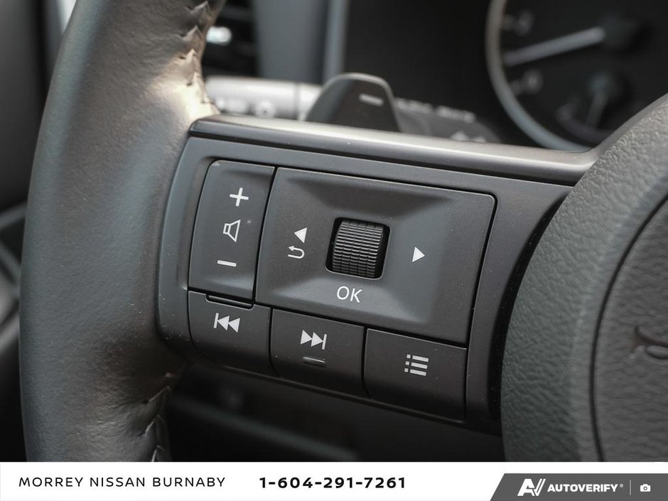 2024 Nissan Rogue S AWD // ULTRA LOW KMS-19