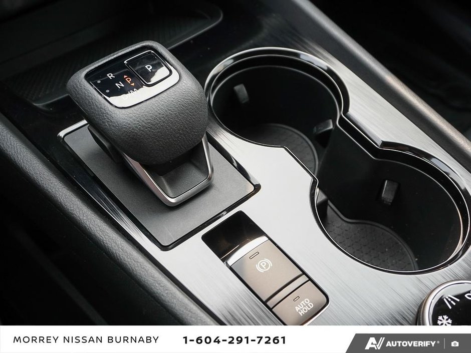 2024 Nissan Rogue S AWD // ULTRA LOW KMS-21