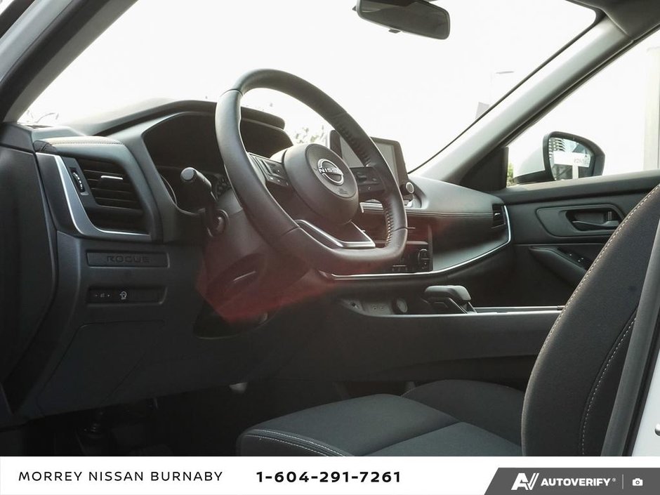 2024 Nissan Rogue S AWD // ULTRA LOW KMS-15