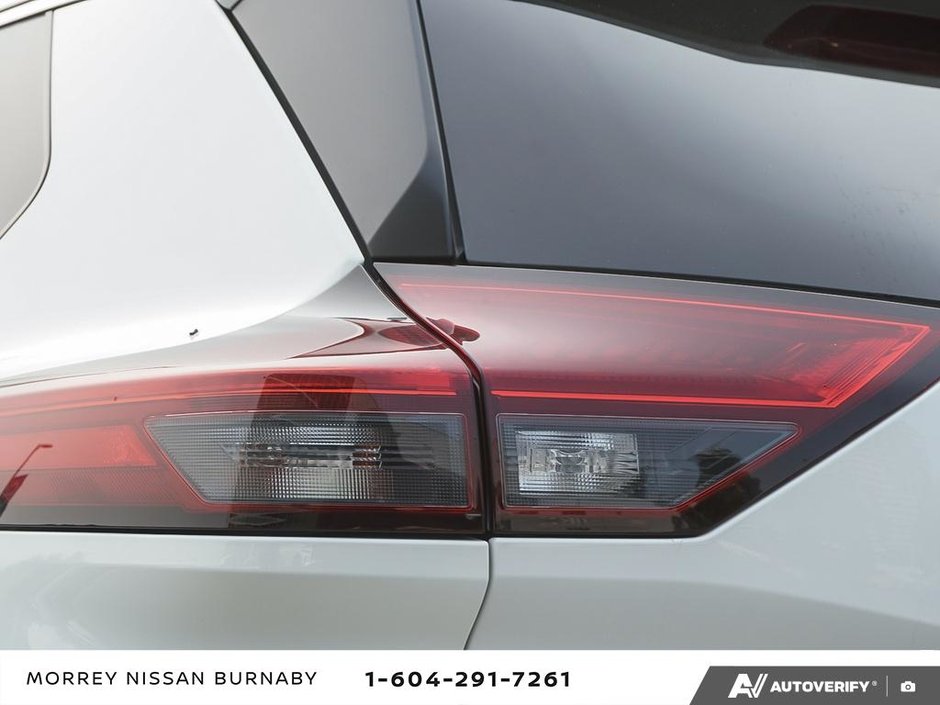 2024 Nissan Rogue S AWD // ULTRA LOW KMS-11