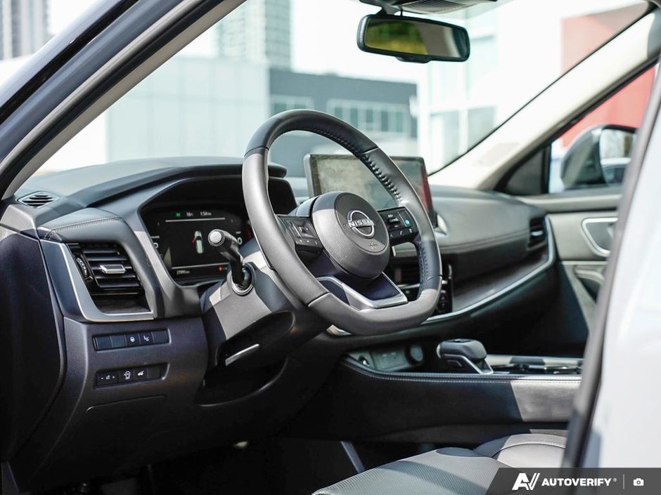 2024 Nissan Rogue PLATINUM // 2.99% FINANCING-5