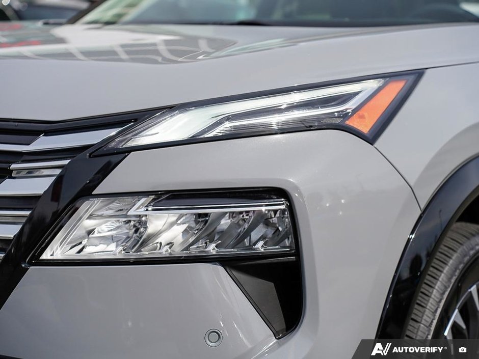 2024 Nissan Rogue PLATINUM // 2.99% FINANCING-24