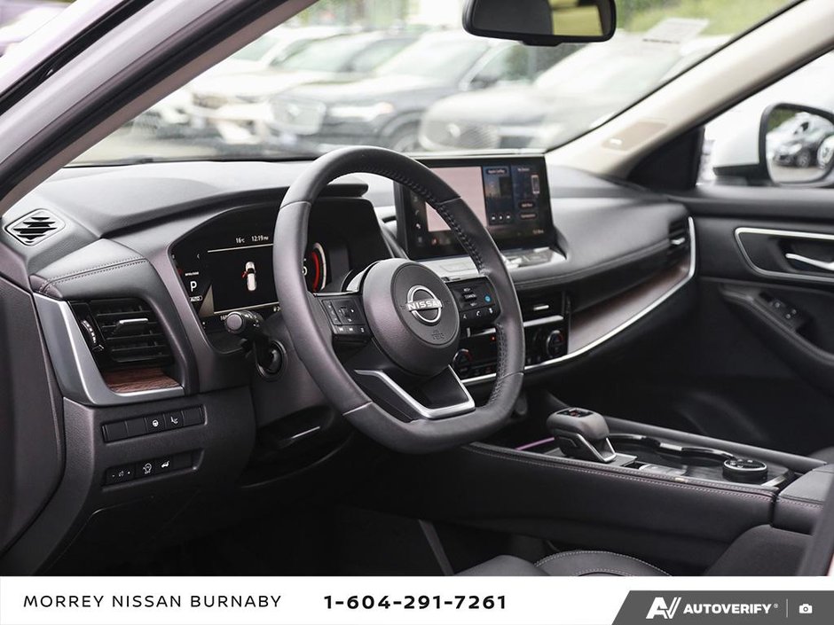 2024 Nissan Rogue PLATINUM // 2.99% FINANCING-13