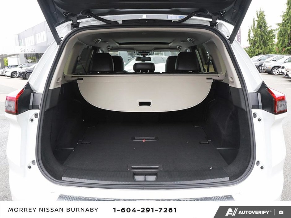 2024 Nissan Rogue PLATINUM // 2.99% FINANCING-11