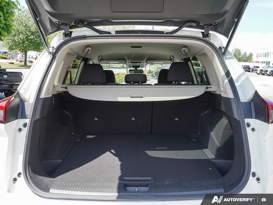 2024 Nissan Rogue S AWD // 2.99% FINANCING-25