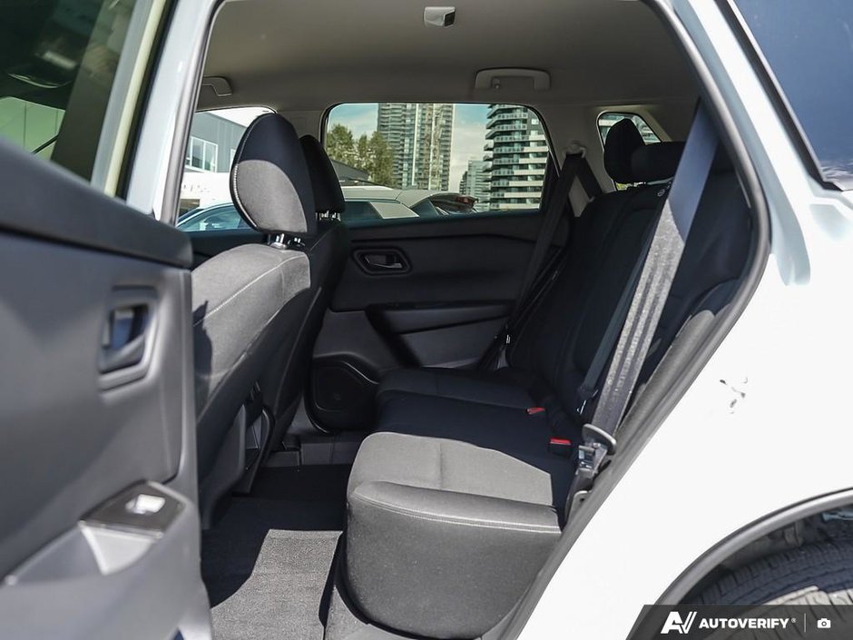 2024 Nissan Rogue S AWD // 2.99% FINANCING-16