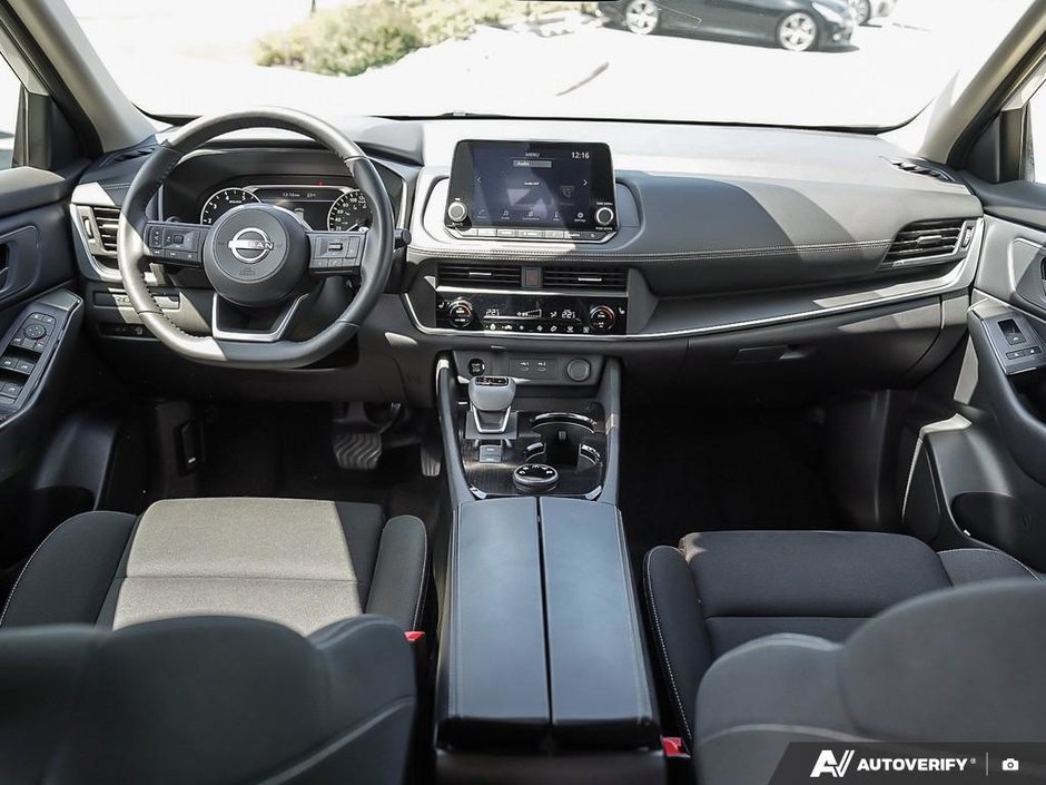 2024 Nissan Rogue S AWD // 2.99% FINANCING-17