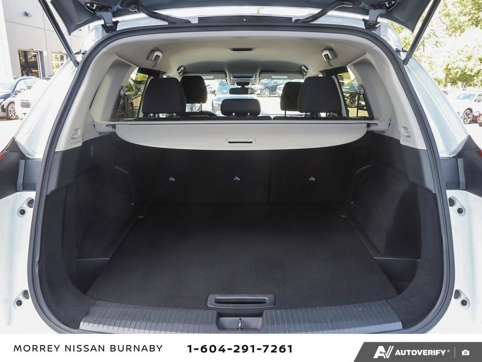 2024 Nissan Rogue S AWD // NO ACCIDENTS-11