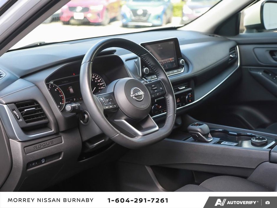 2024 Nissan Rogue S AWD // NO ACCIDENTS-13