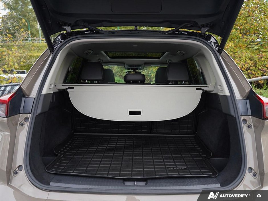2024 Nissan Rogue PLATINUM TOP MODEL-25
