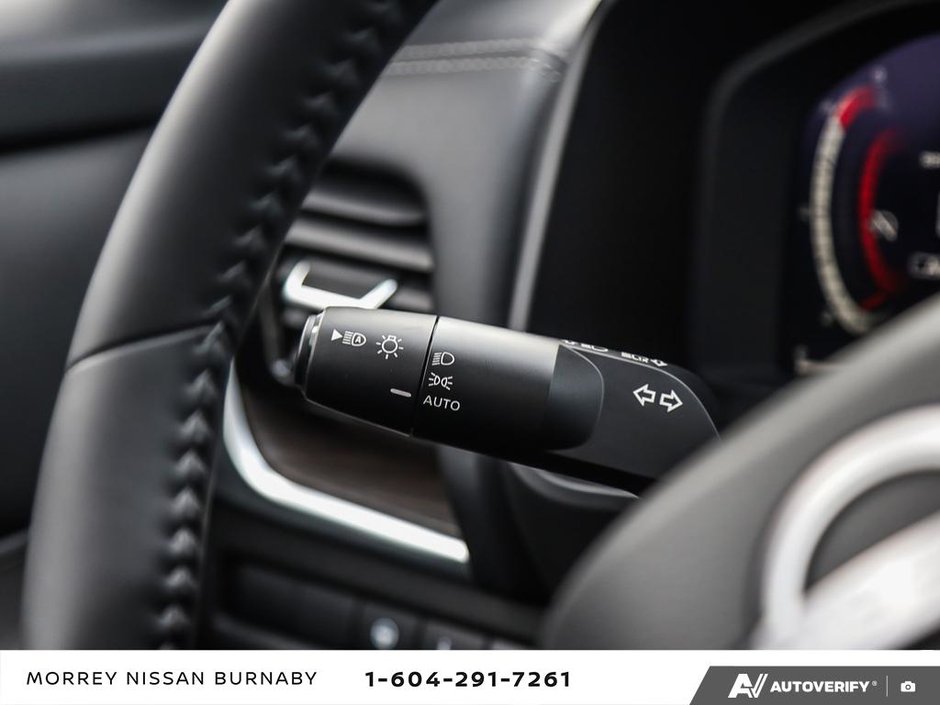 2025 Nissan Rogue PLATINUM-16