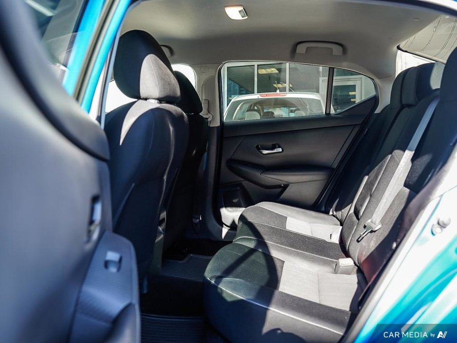 2020 Nissan Sentra SV CVT-16