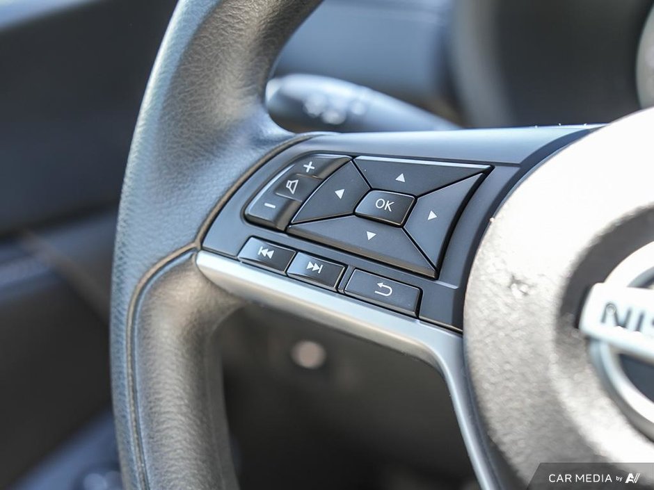 2023 Nissan Sentra SV CVT // LOW KMS-10