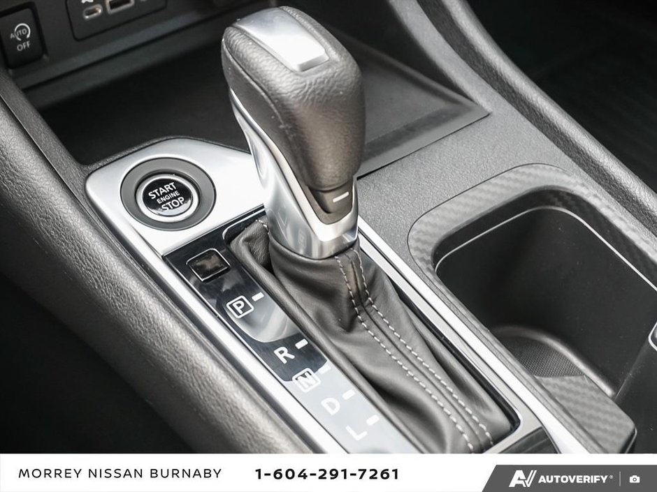 2024 Nissan Sentra SV CVT // LOW KMS-22