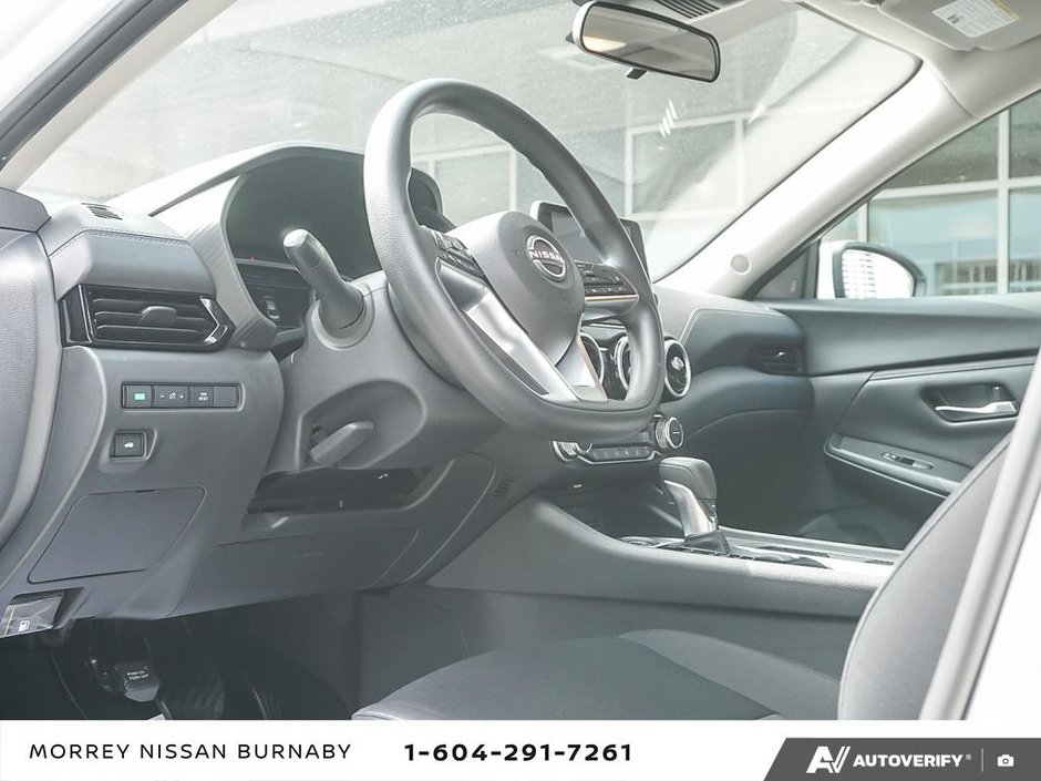 2024 Nissan Sentra SV CVT // LOW KMS-16
