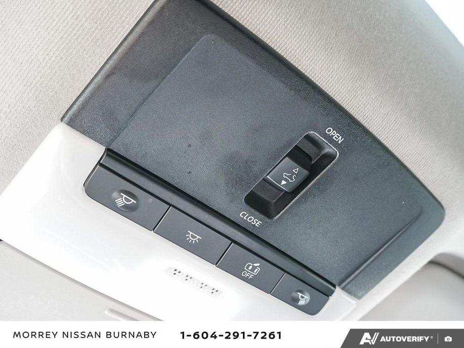 2024 Nissan Sentra SV CVT // LOW KMS-25