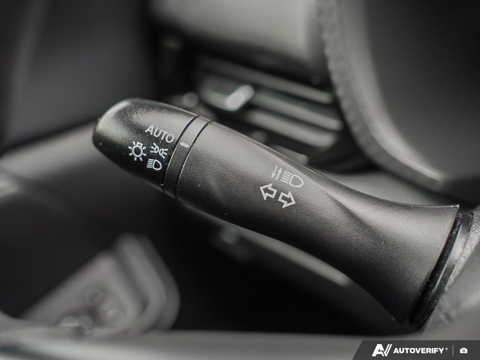 2024 Nissan Sentra SV // SUNROOF // NO ACCIDENTS-8