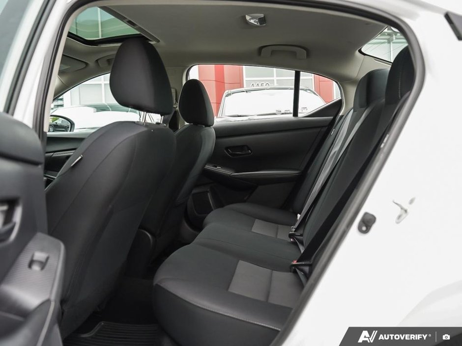 2024 Nissan Sentra SV // SUNROOF // NO ACCIDENTS-16
