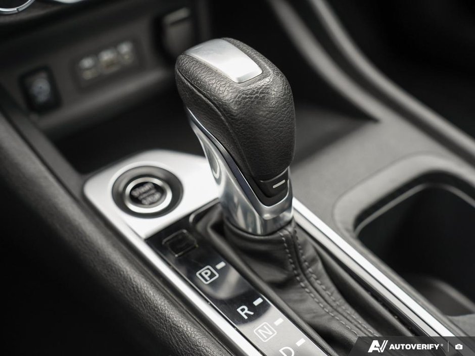 2024 Nissan Sentra SV // SUNROOF // NO ACCIDENTS-11