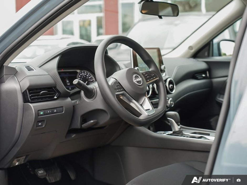 2024 Nissan Sentra SV-5