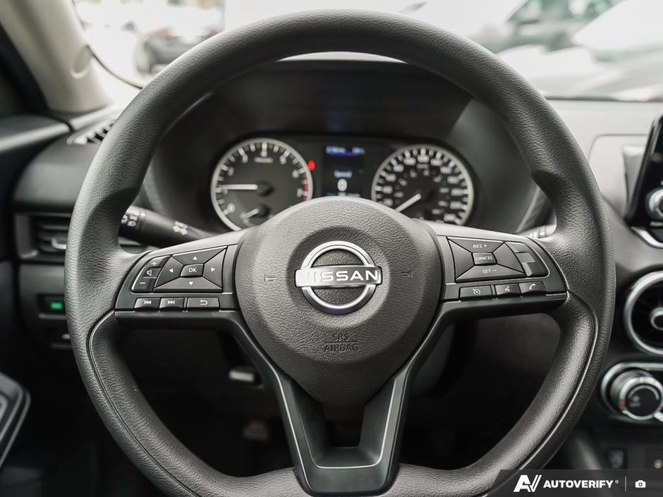2024 Nissan Sentra S // CHECK OUT THE LOW KMS!-6