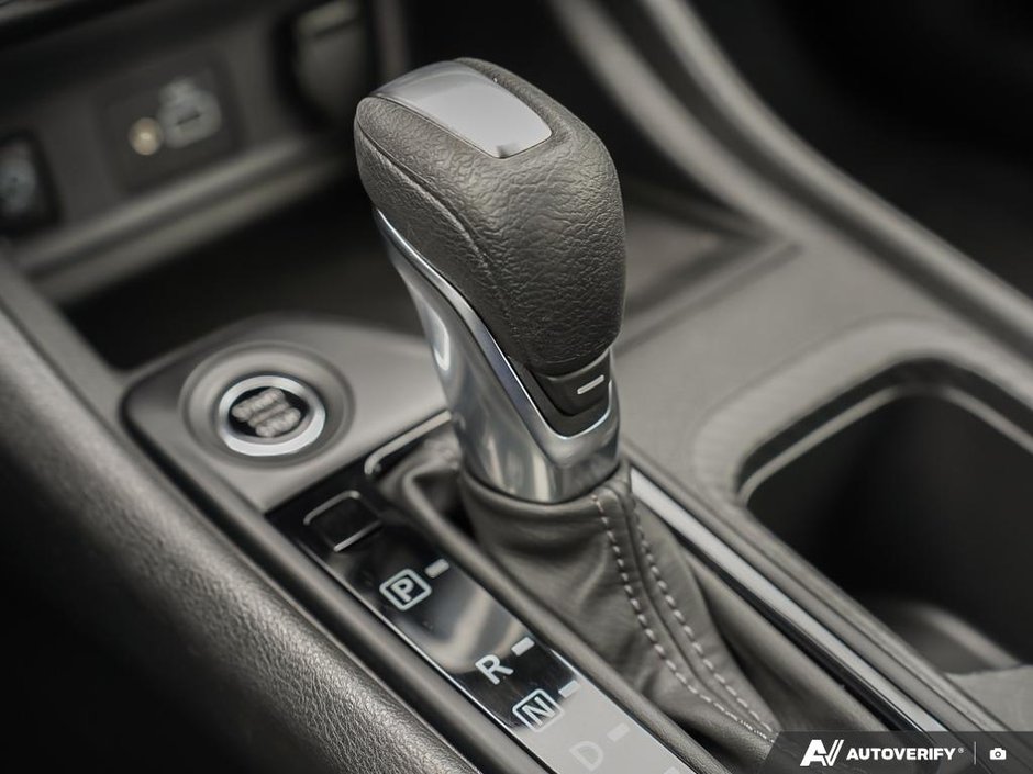 2024 Nissan Sentra S // CHECK OUT THE LOW KMS!-11
