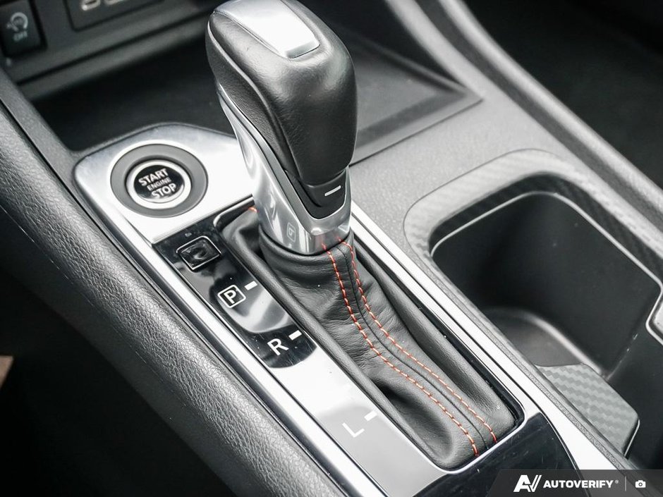 2025 Nissan Sentra SR // DEMO MODEL-21