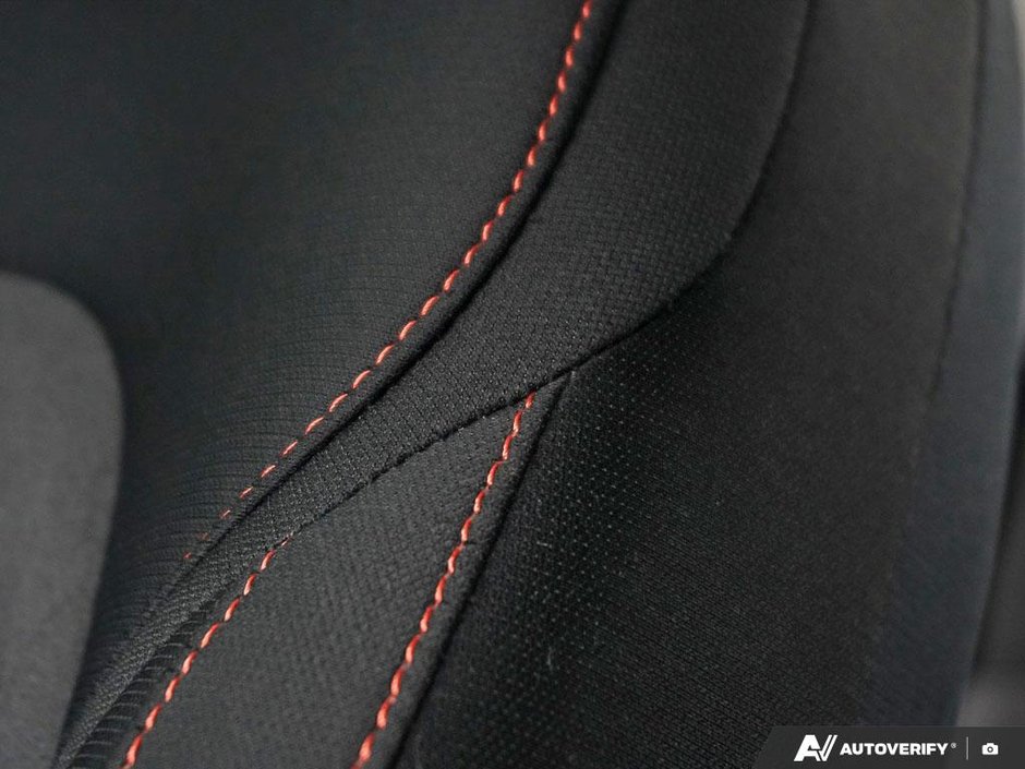 2025 Nissan Sentra SR // DEMO MODEL-25