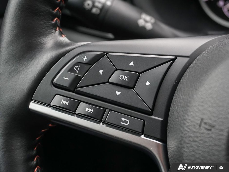 2025 Nissan Sentra SR // DEMO MODEL-19