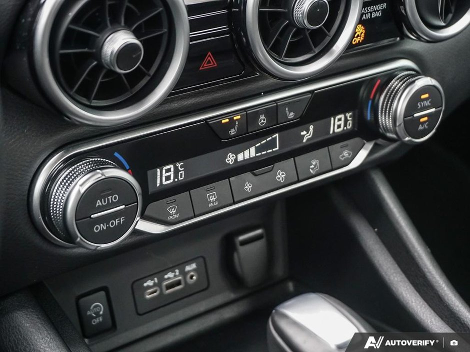 2025 Nissan Sentra SR // DEMO MODEL-22