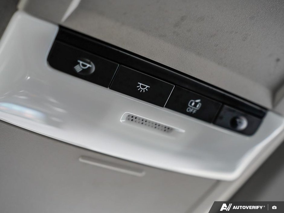 2025 Nissan Sentra S PLUS // 2.99% FINANCING-14