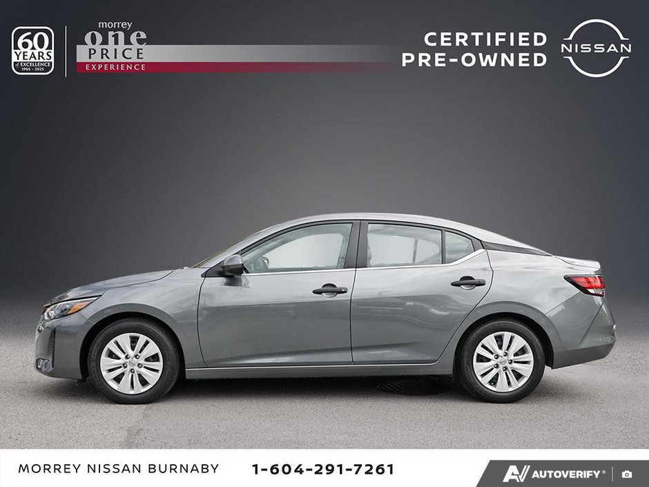 2025 Nissan Sentra CVT // LOW KMS!-3