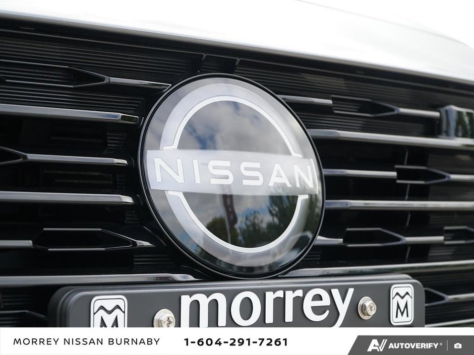 2025 Nissan Sentra CVT // LOW KMS!-9