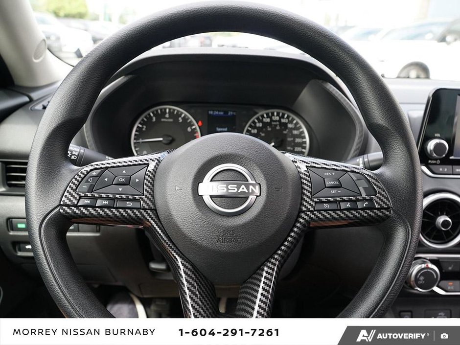 2025 Nissan Sentra CVT // LOW KMS!-16