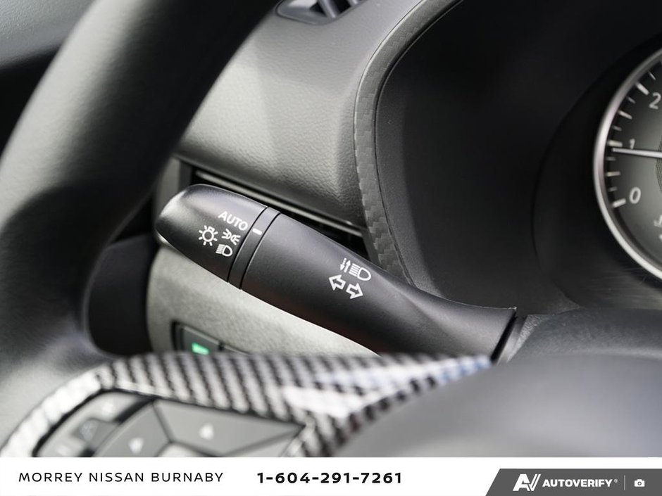 2025 Nissan Sentra CVT // LOW KMS!-18