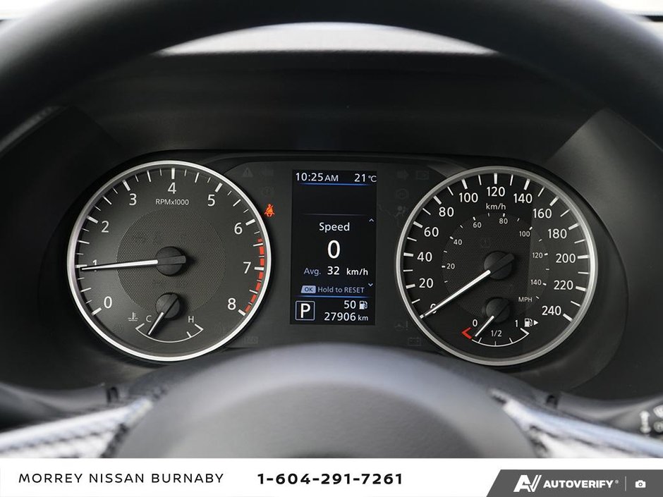 2025 Nissan Sentra CVT // LOW KMS!-17